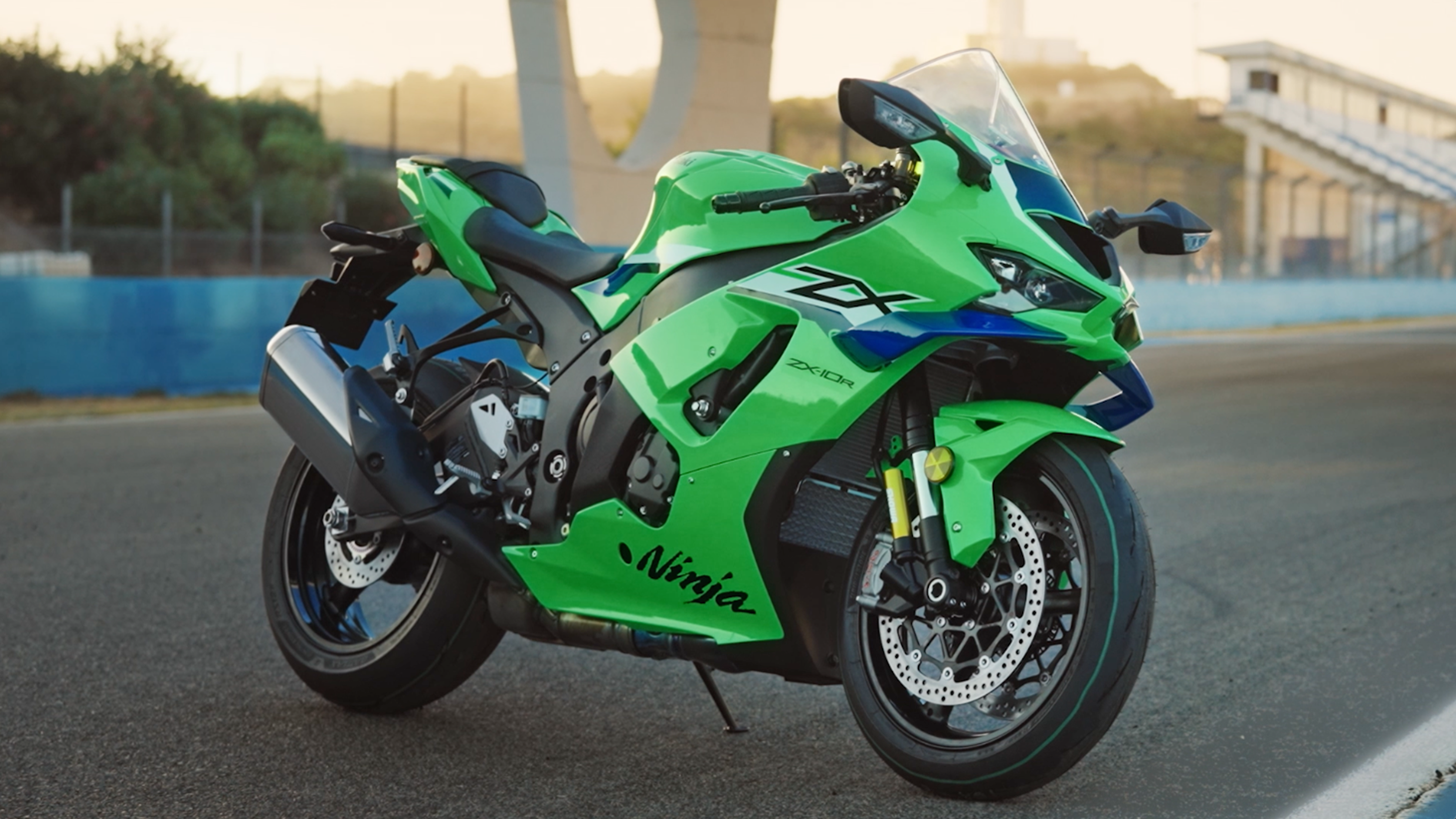Kawasaki Ninja® ZX™-10R | Motocicleta Supersport | Potencia de